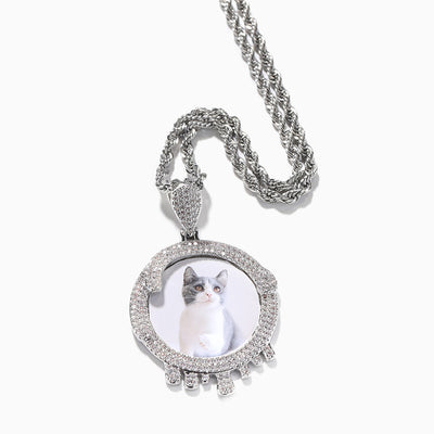 Photo Custom Teardrop-Shaped Diamond Necklace
