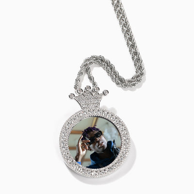 Photo Customized Crown Round Frame Necklace