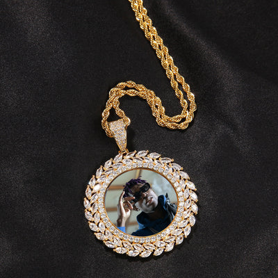 Photo Customized Wheat Ear Round Frame Necklace